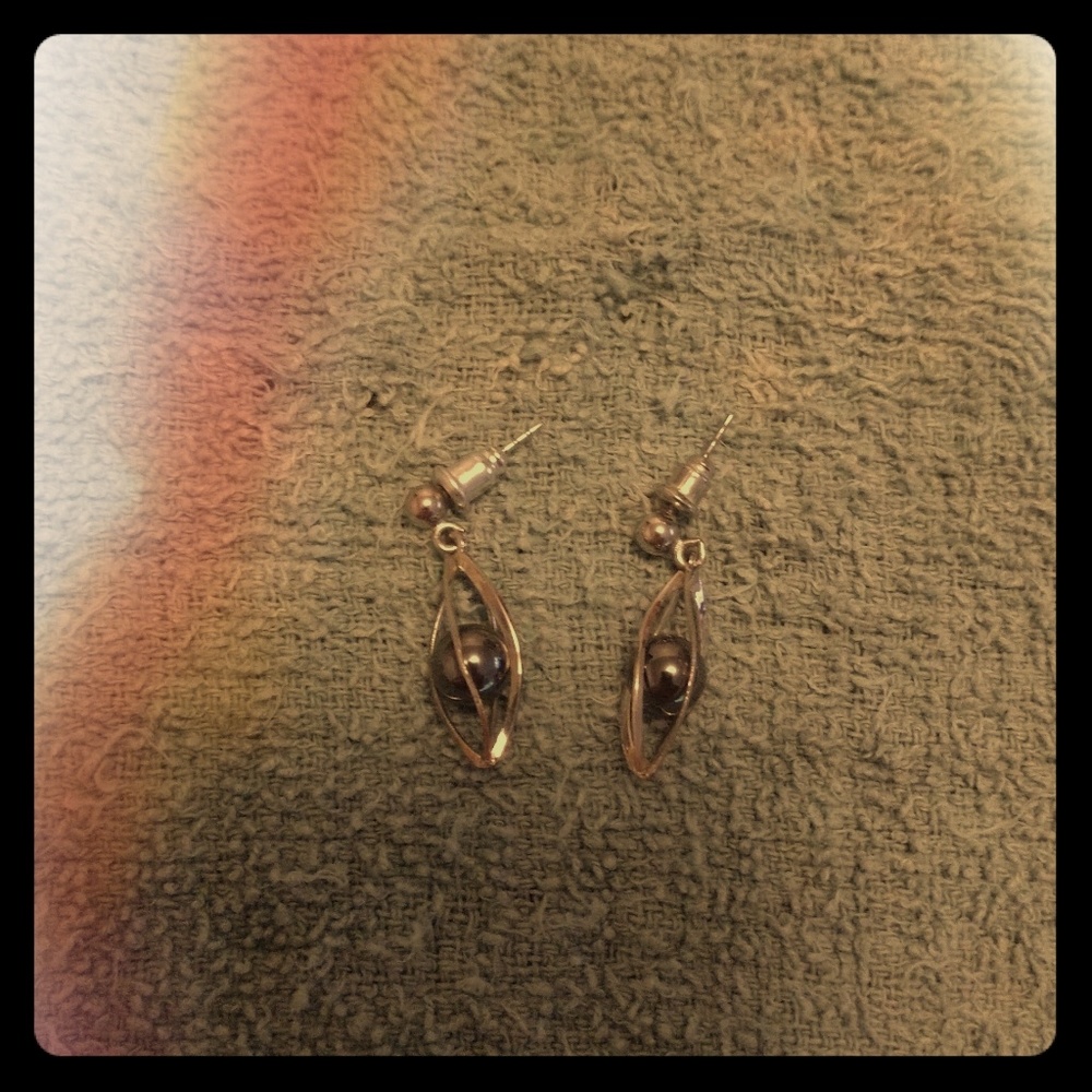 Vintage silver earrings with black pearls inside